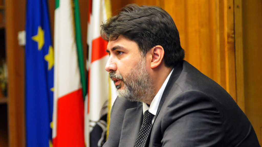 Ordinanza del Presidente della regione Solinas per una graduale riapertura in Sardegna.